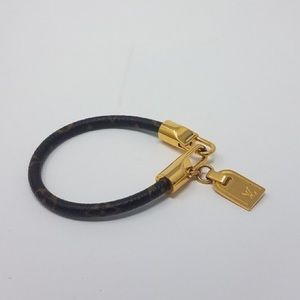 Louis Vuitton Monogram Luck It Bracelet